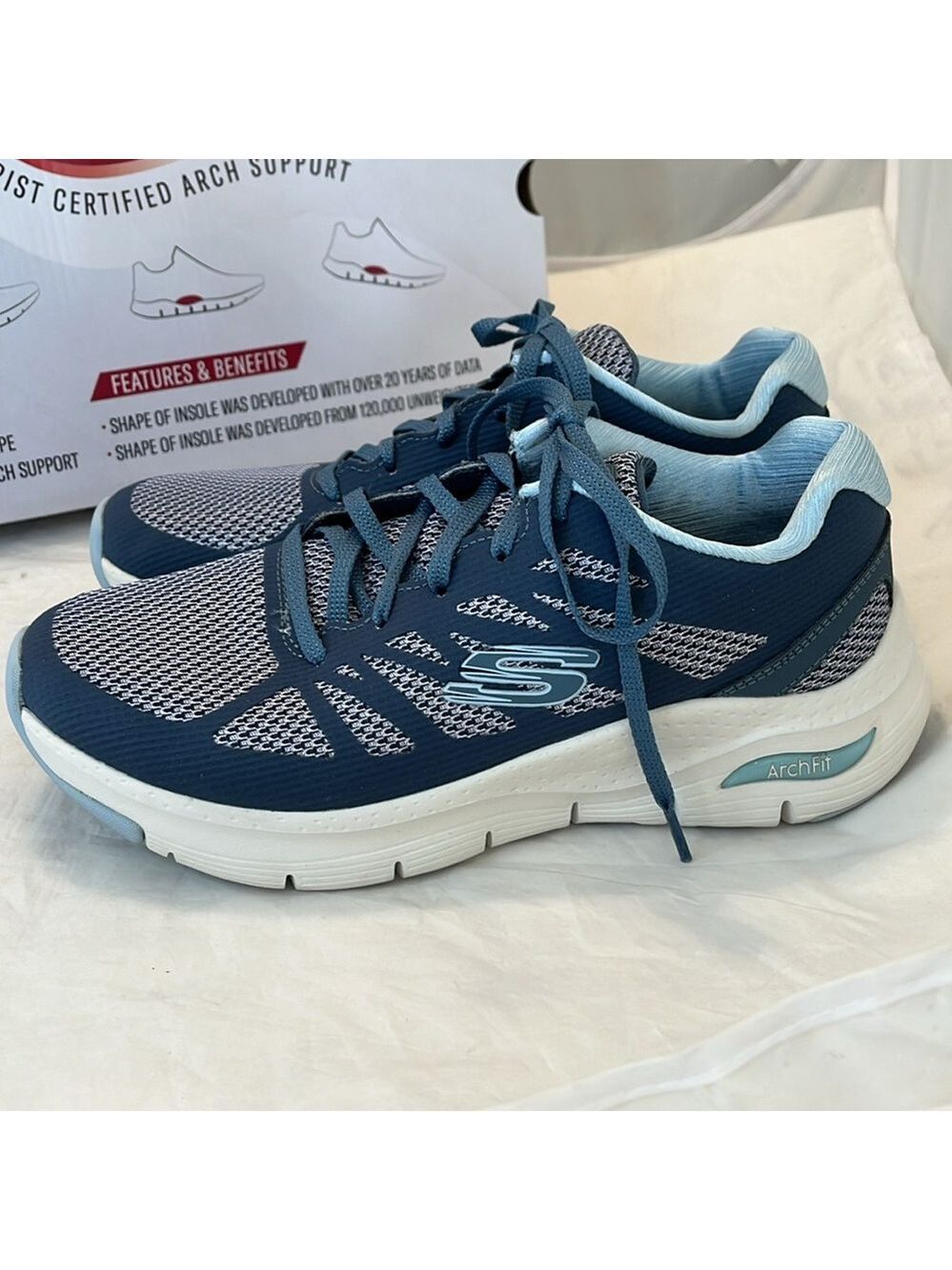 Skechers Arch Fit Shoes - Picture 2 of 11